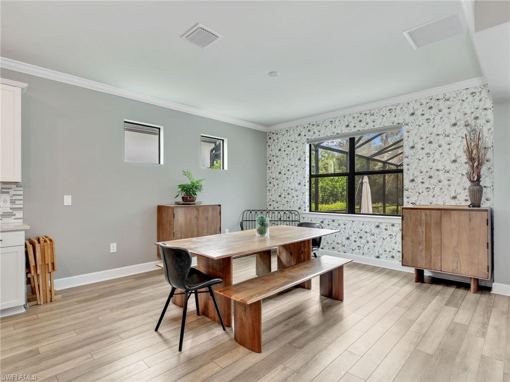 9487 Greyhawk TRL