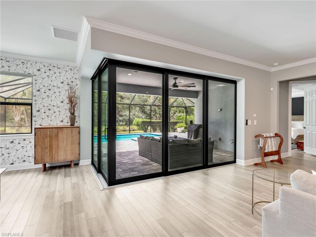 9487 Greyhawk TRL