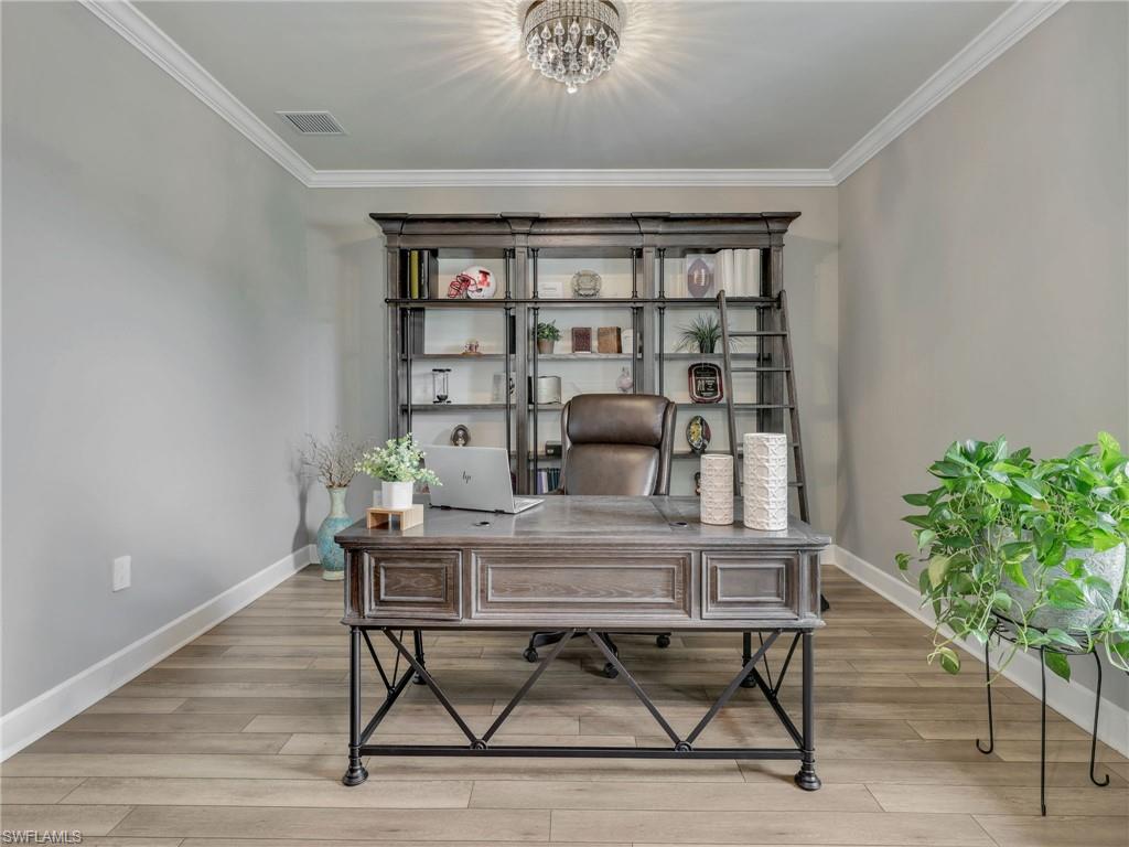 9487 Greyhawk TRL