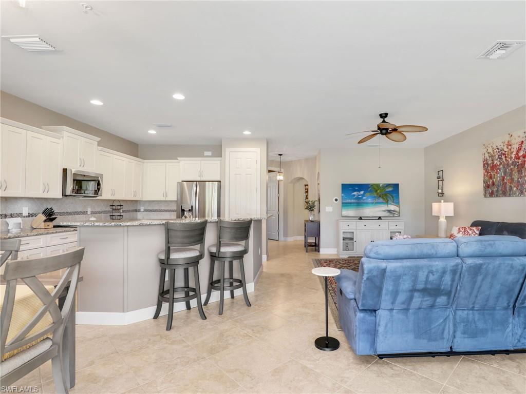 10231 Glastonbury CIR # 102