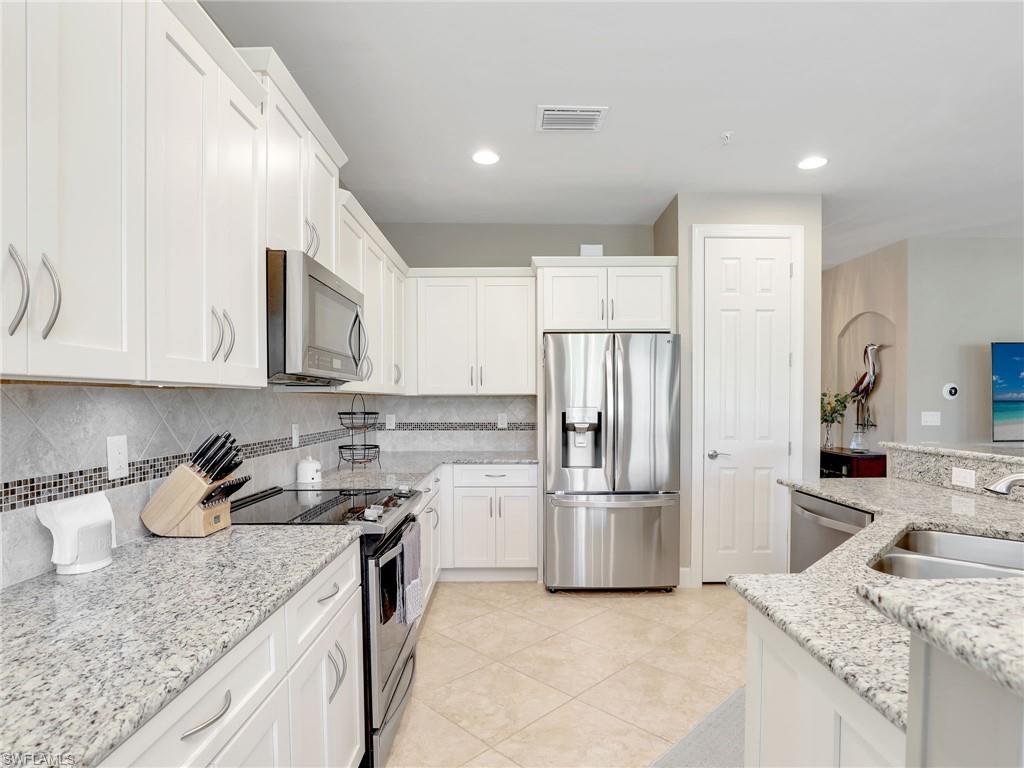 10231 Glastonbury CIR # 102