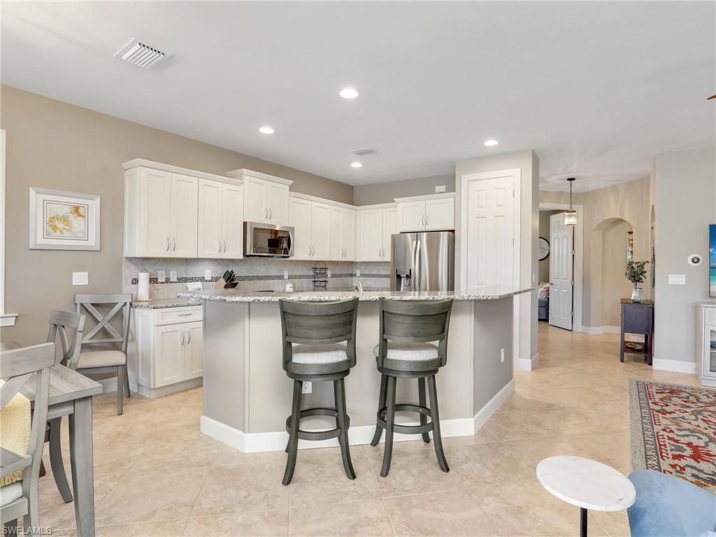 10231 Glastonbury CIR # 102