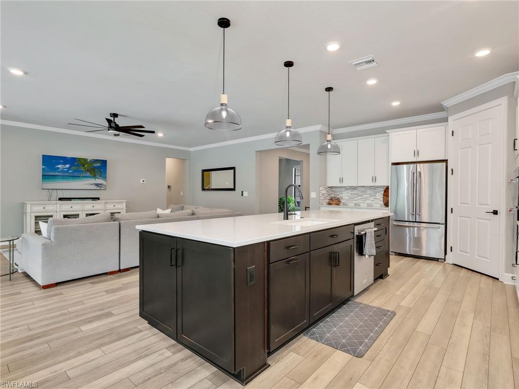9487 Greyhawk TRL