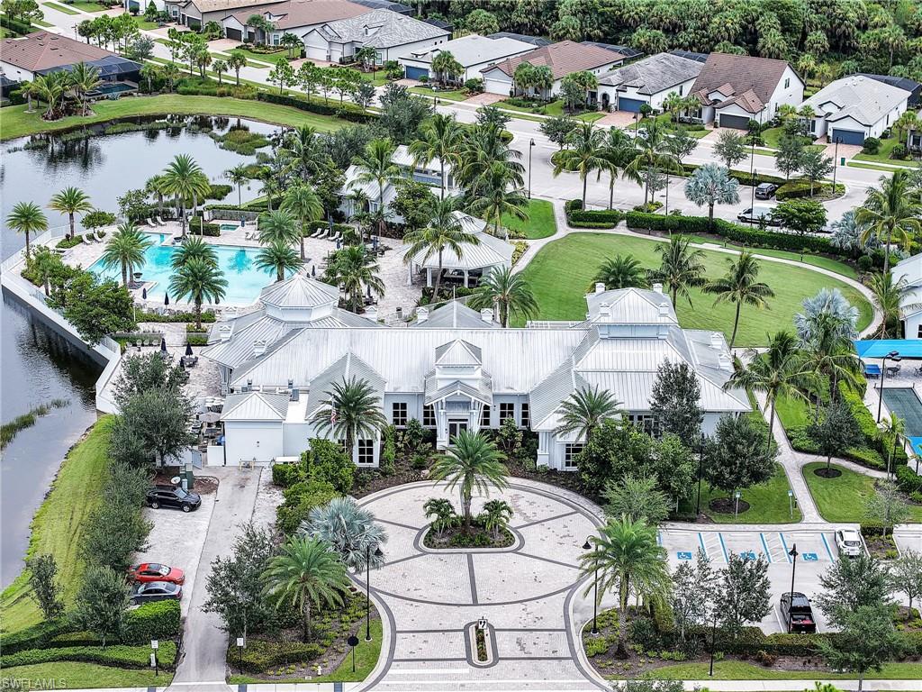 9487 Greyhawk TRL