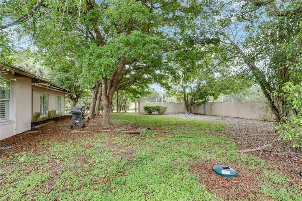 12393 Londonderry LN