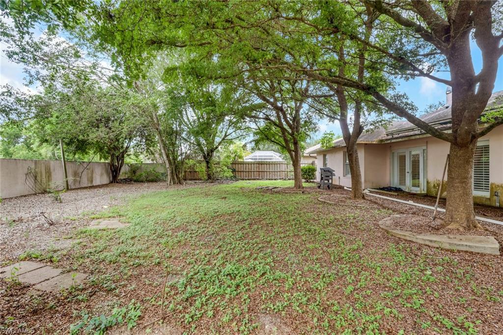 12393 Londonderry LN
