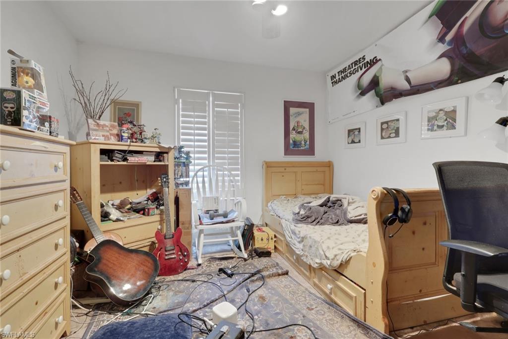 12393 Londonderry LN