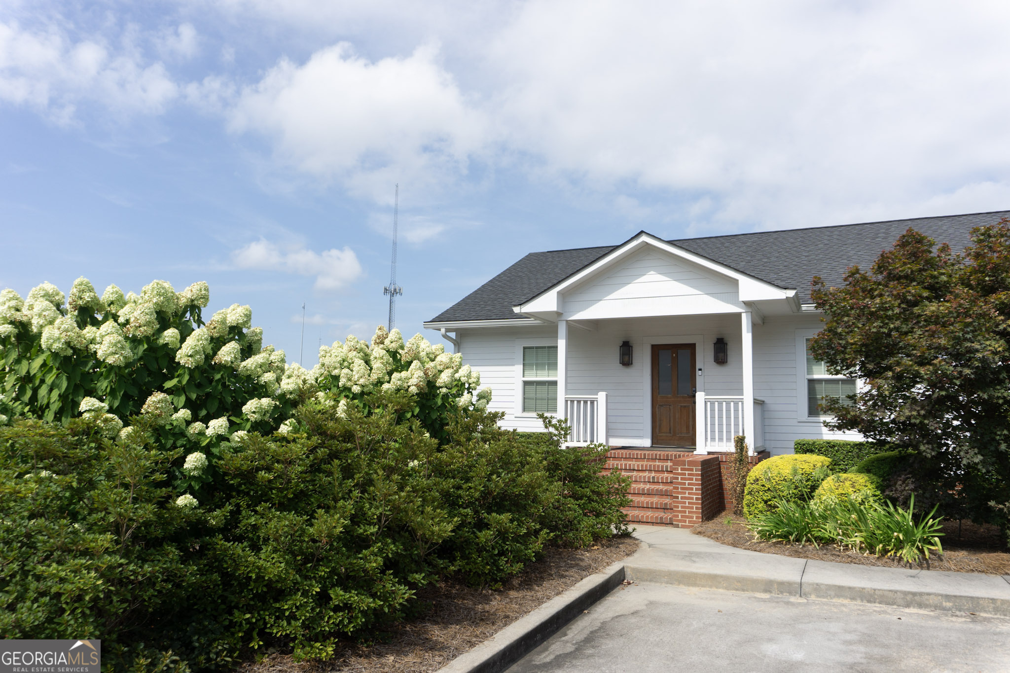 106 N Alexander Avenue