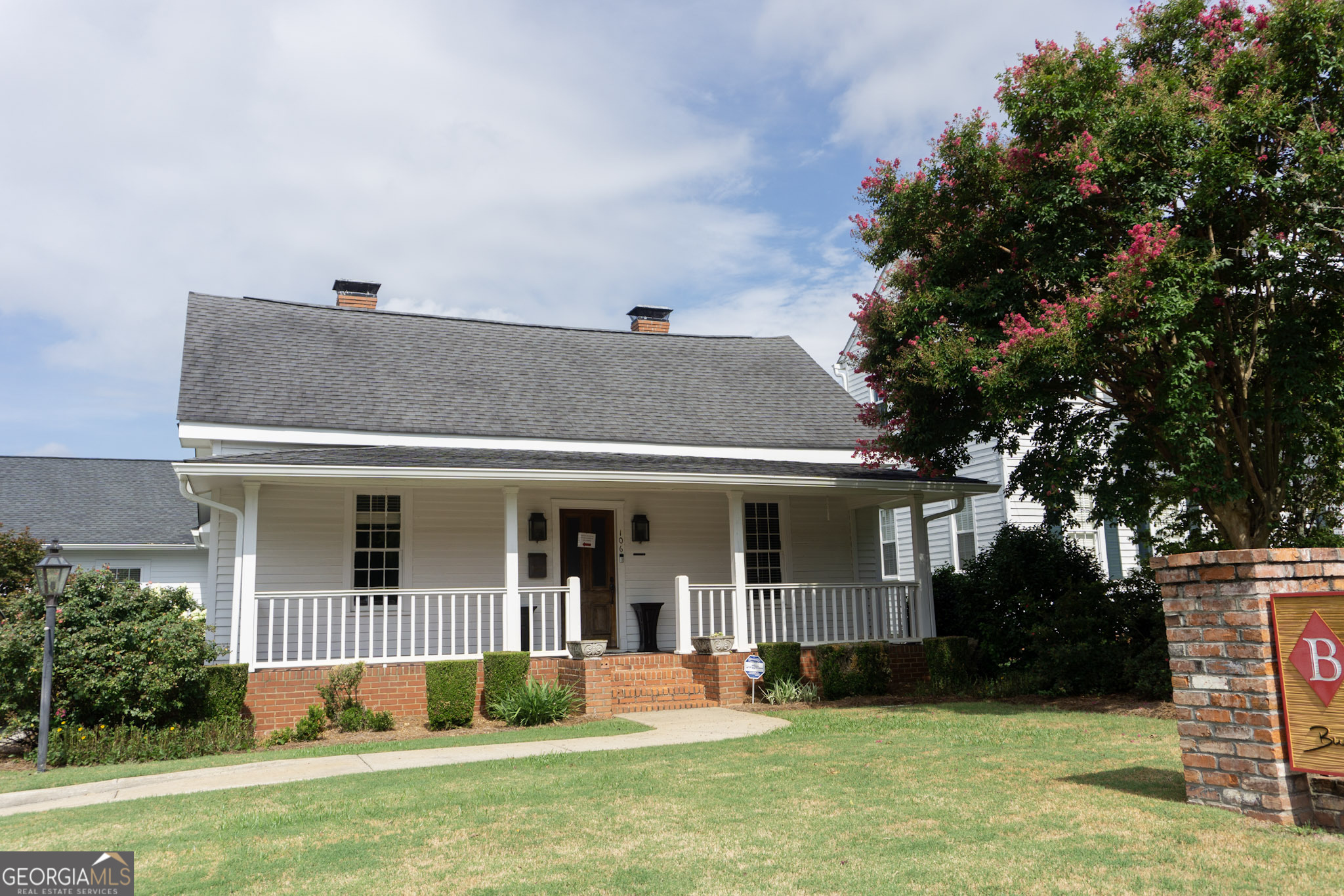 106 N Alexander Avenue