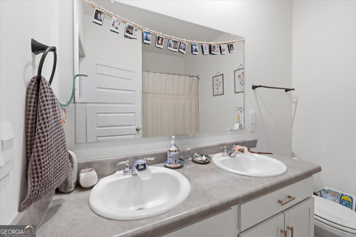 1039 Creekwood Circle