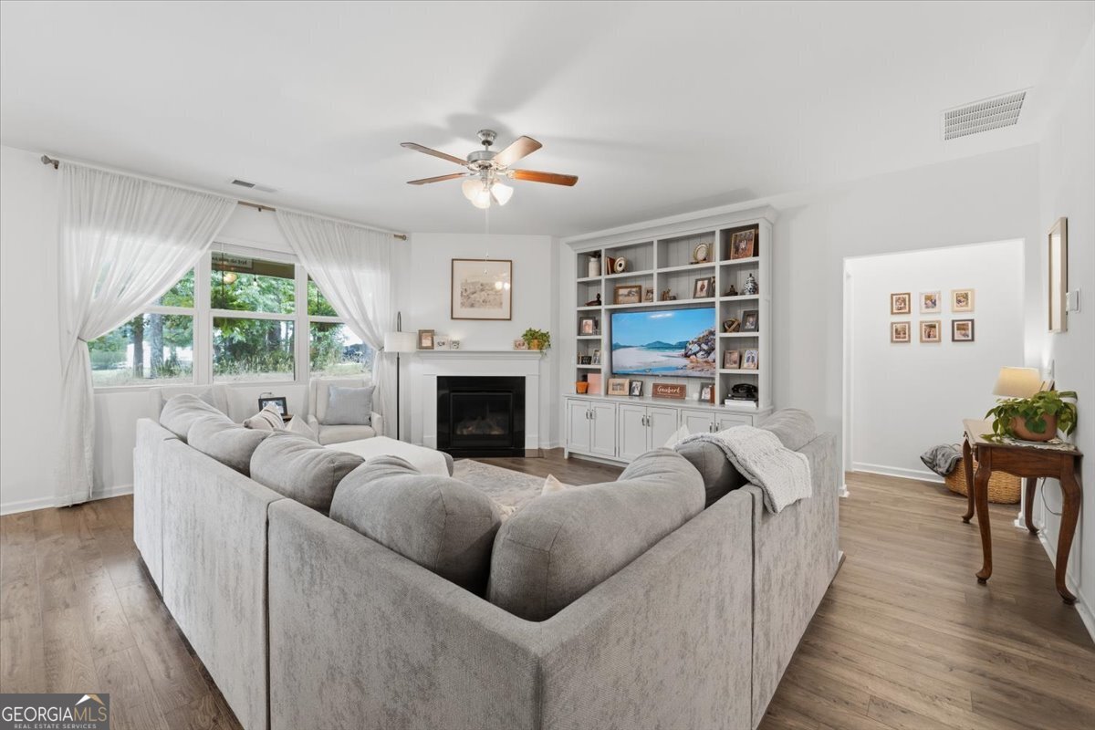 1039 Creekwood Circle