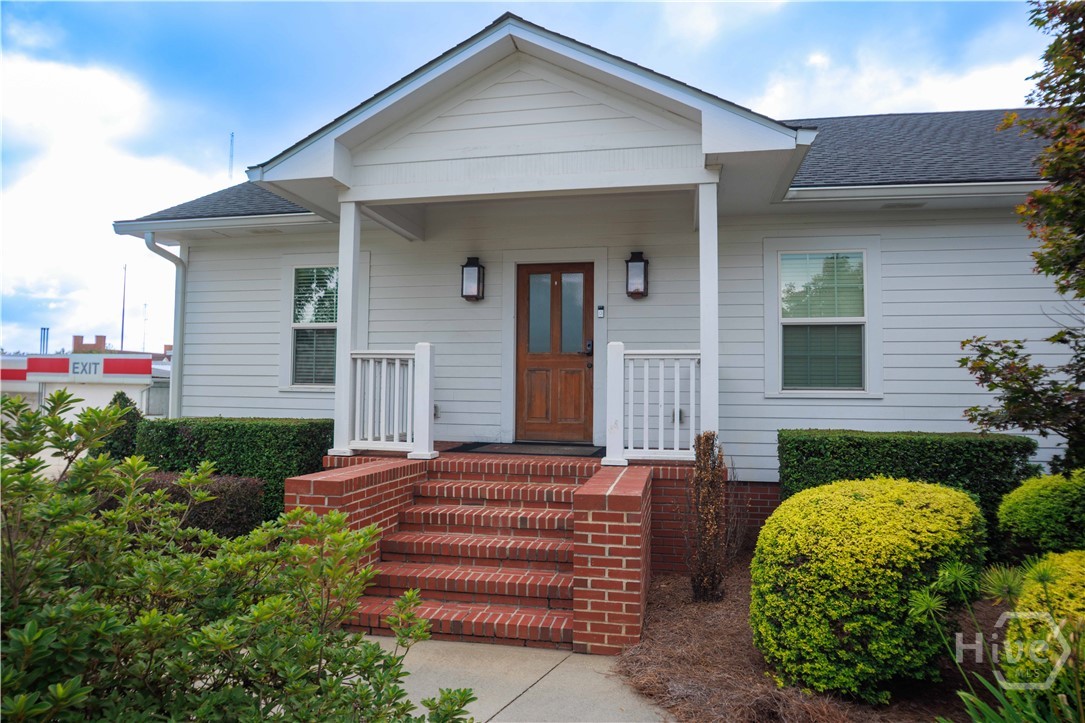 106 N Alexander Avenue