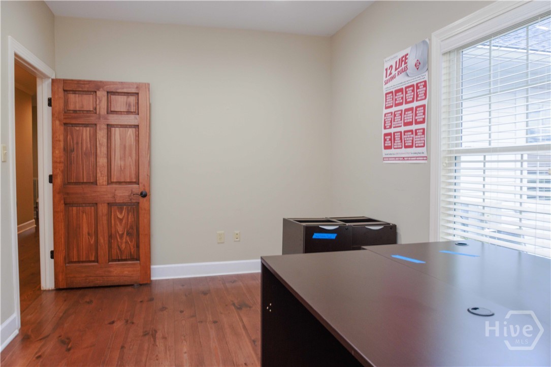 106 N Alexander Avenue