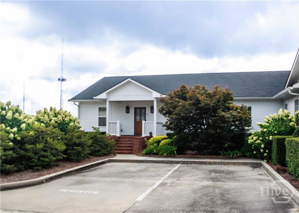 106 N Alexander Avenue