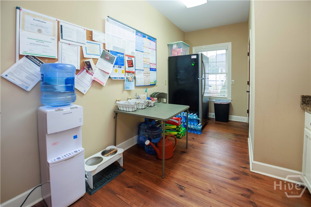 106 N Alexander Avenue