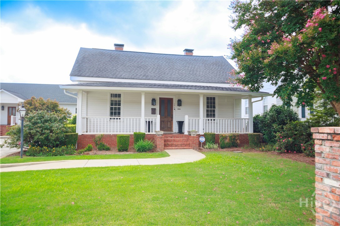 106 N Alexander Avenue