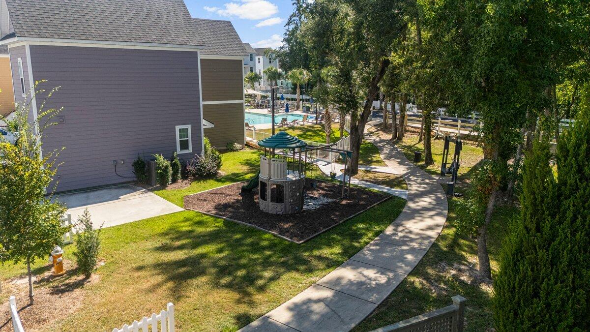 2022 Codorus Lane