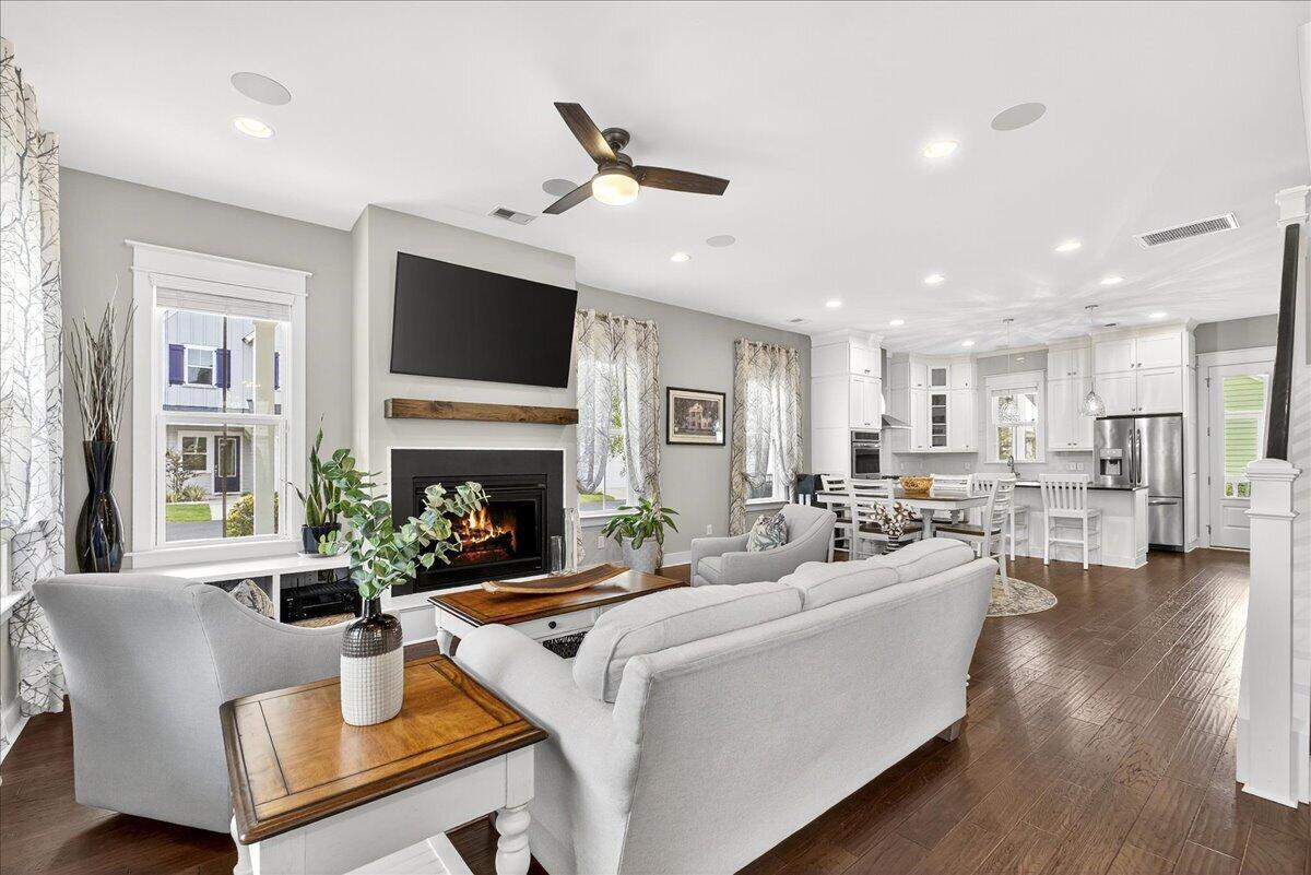 2022 Codorus Lane
