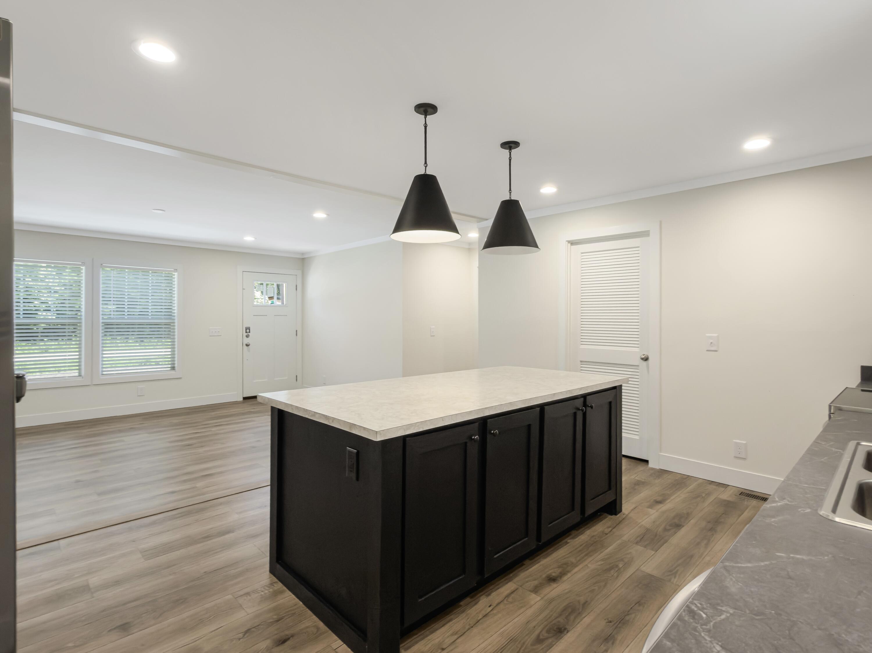 6152 State Road S-10-2077 Road
