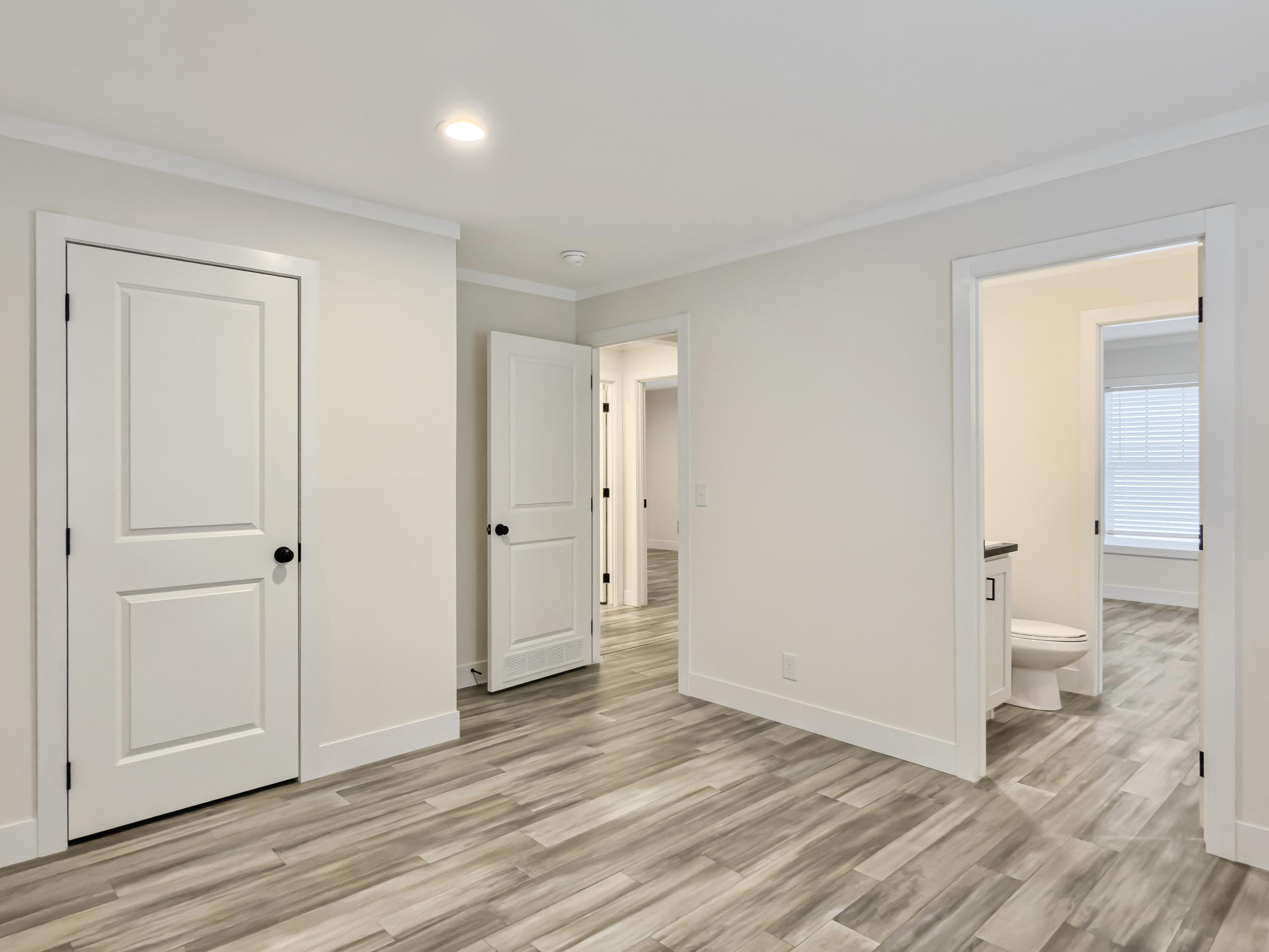 6156 State Road S-10-2077