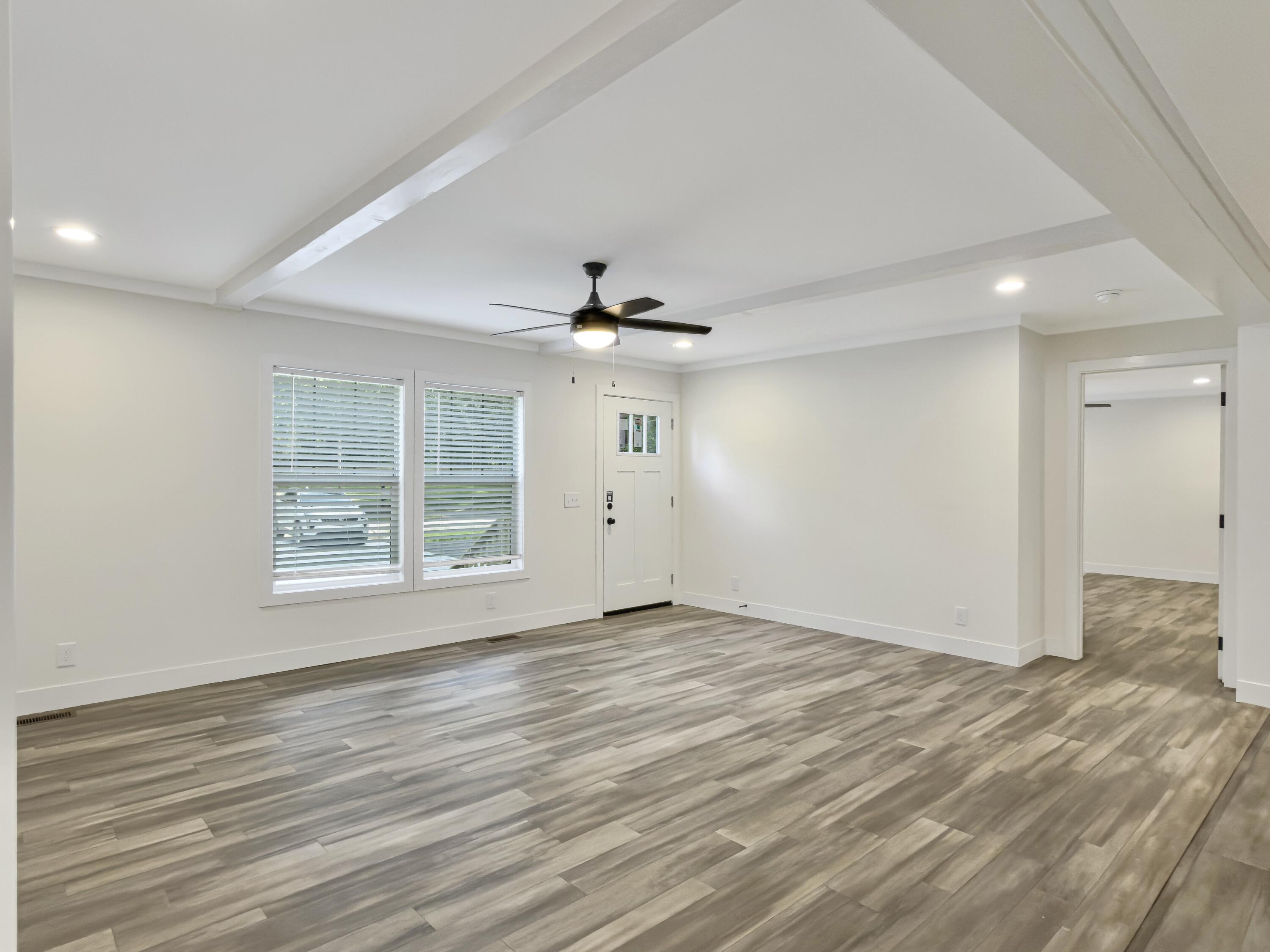 6156 State Road S-10-2077