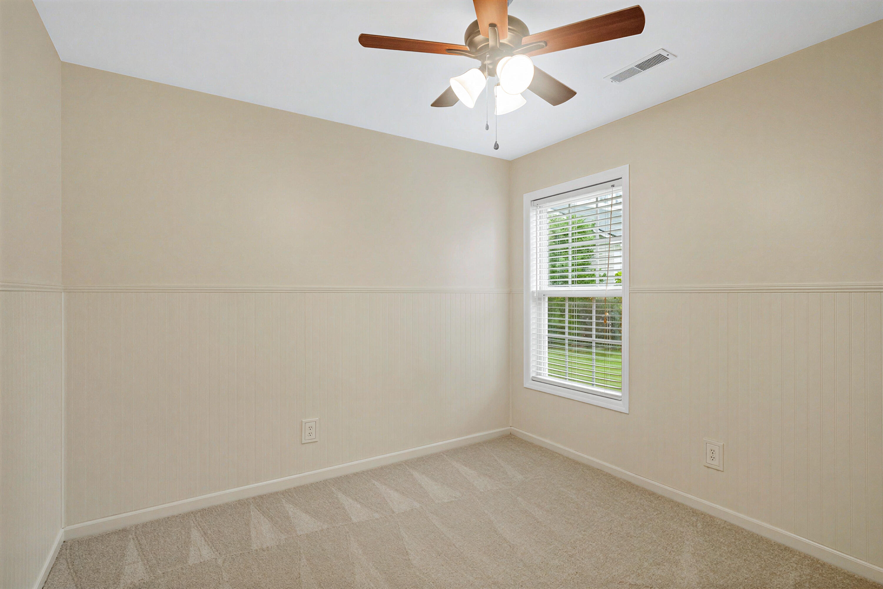 1417 Wellesley Circle