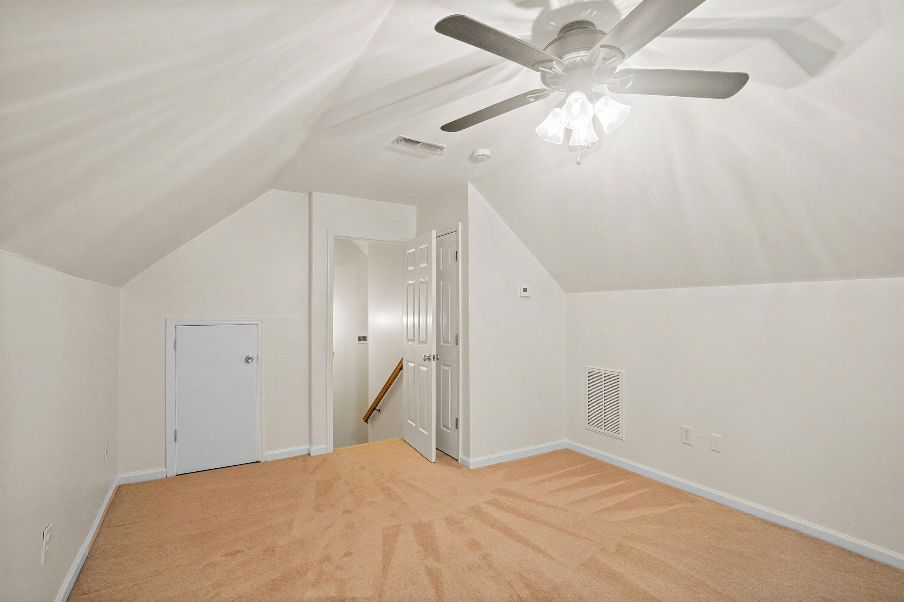 1417 Wellesley Circle