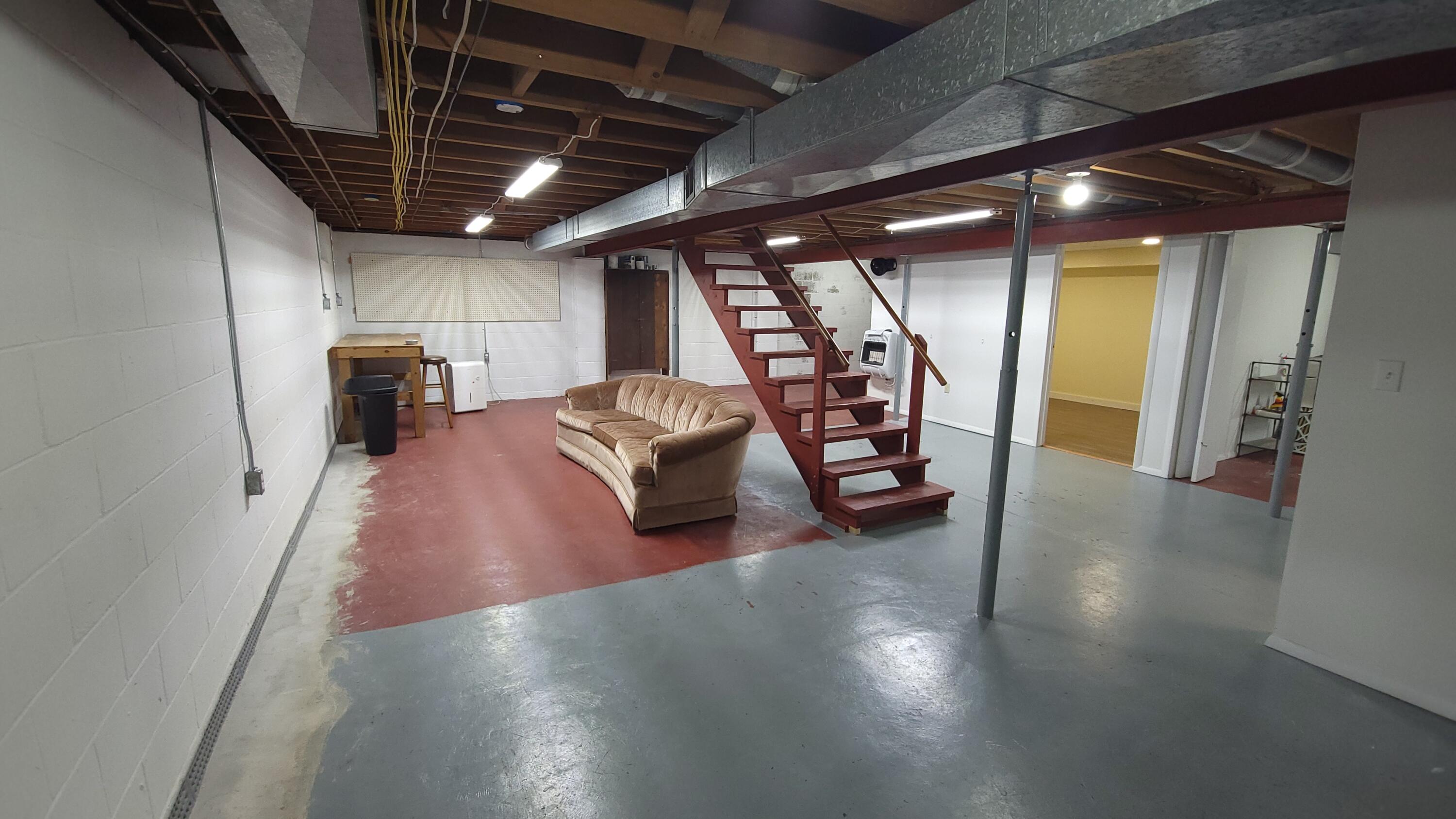 9 CLARK ST