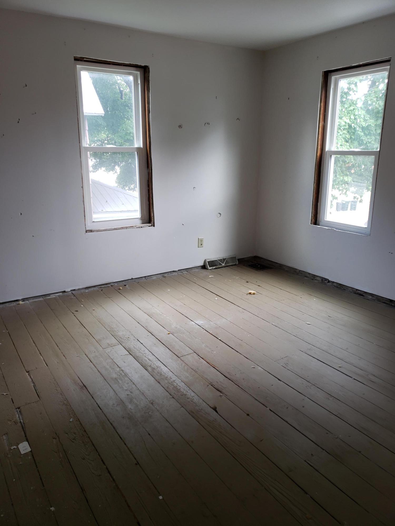 108 DUNLAP AVE