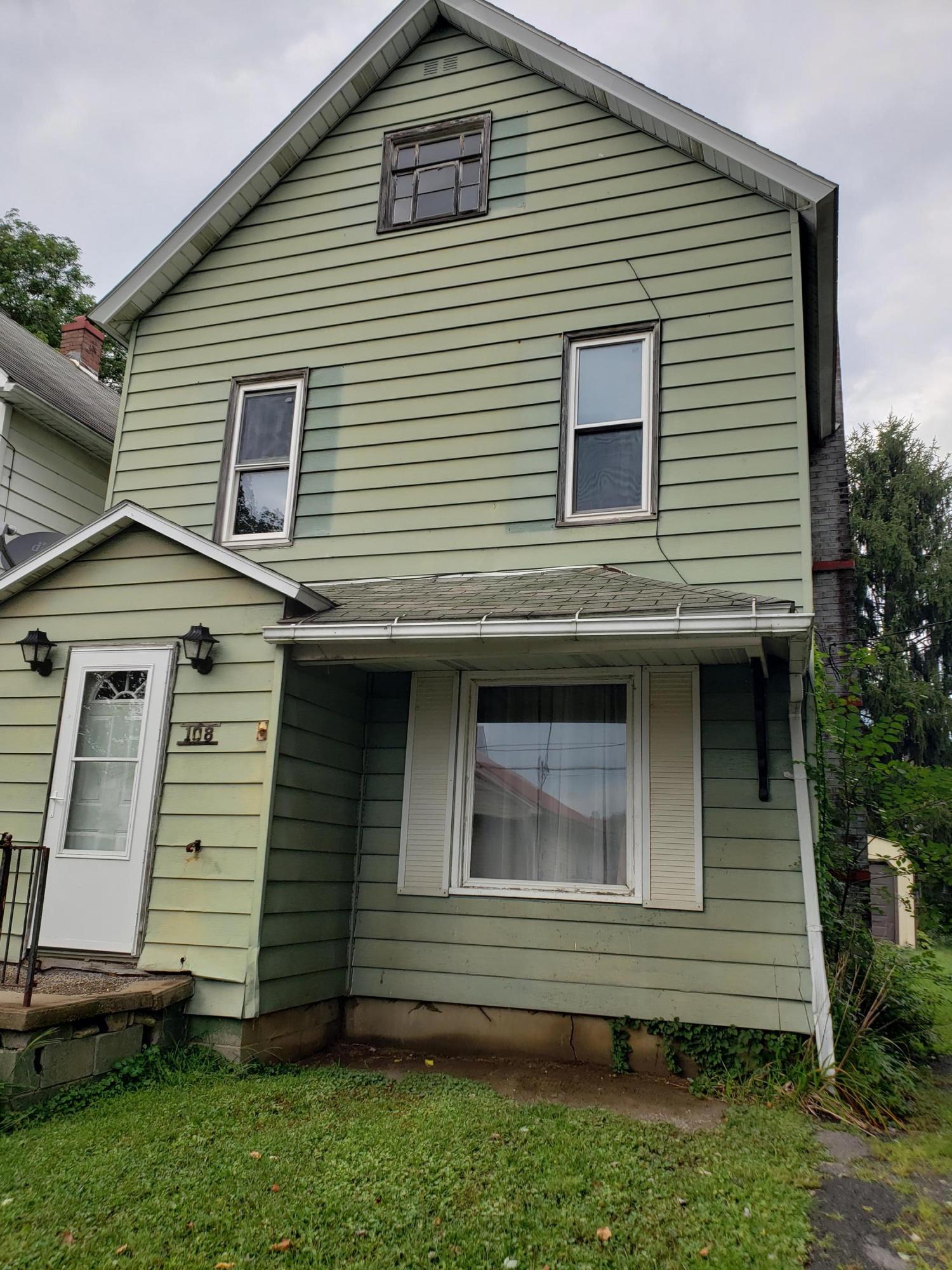 108 DUNLAP AVE