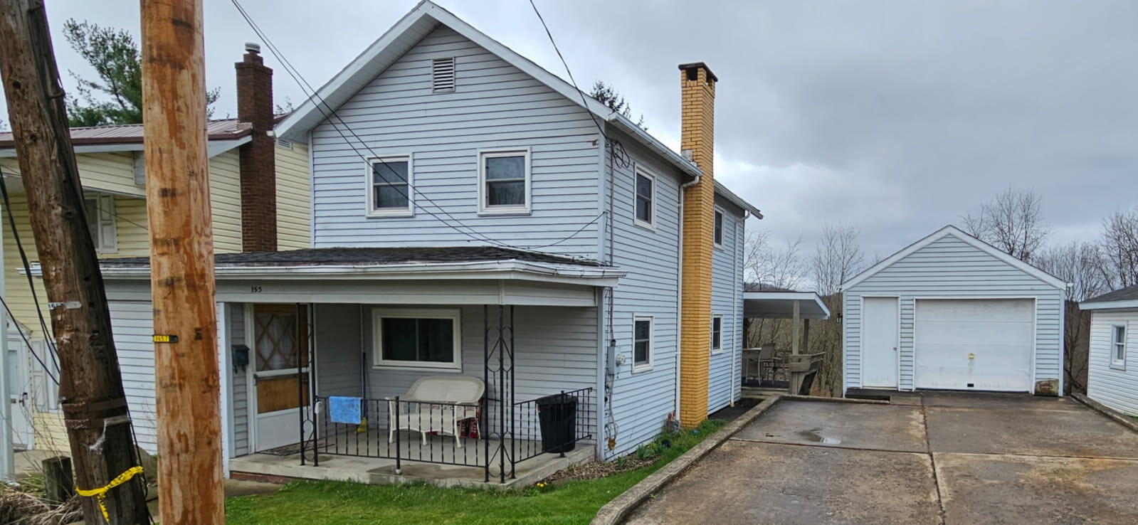153 PERRY ST