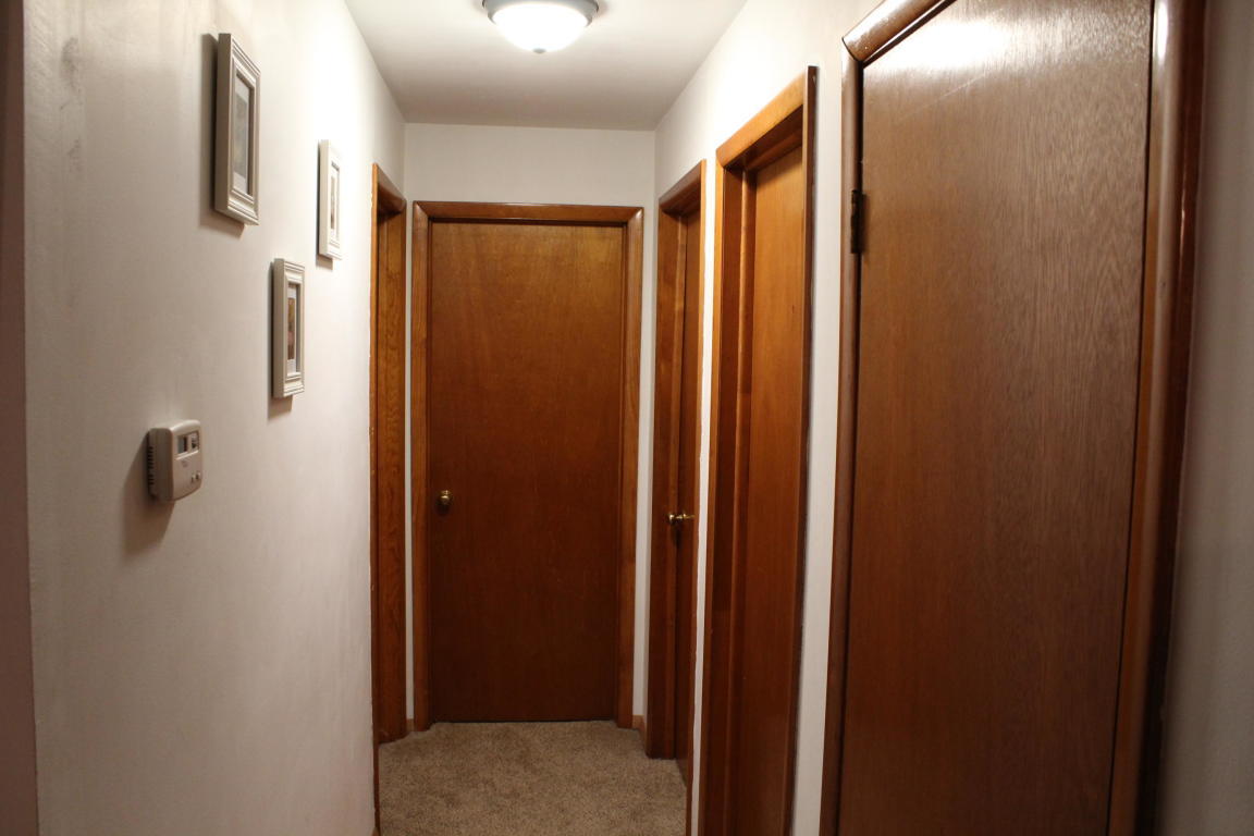 4121 AIRPORT RD