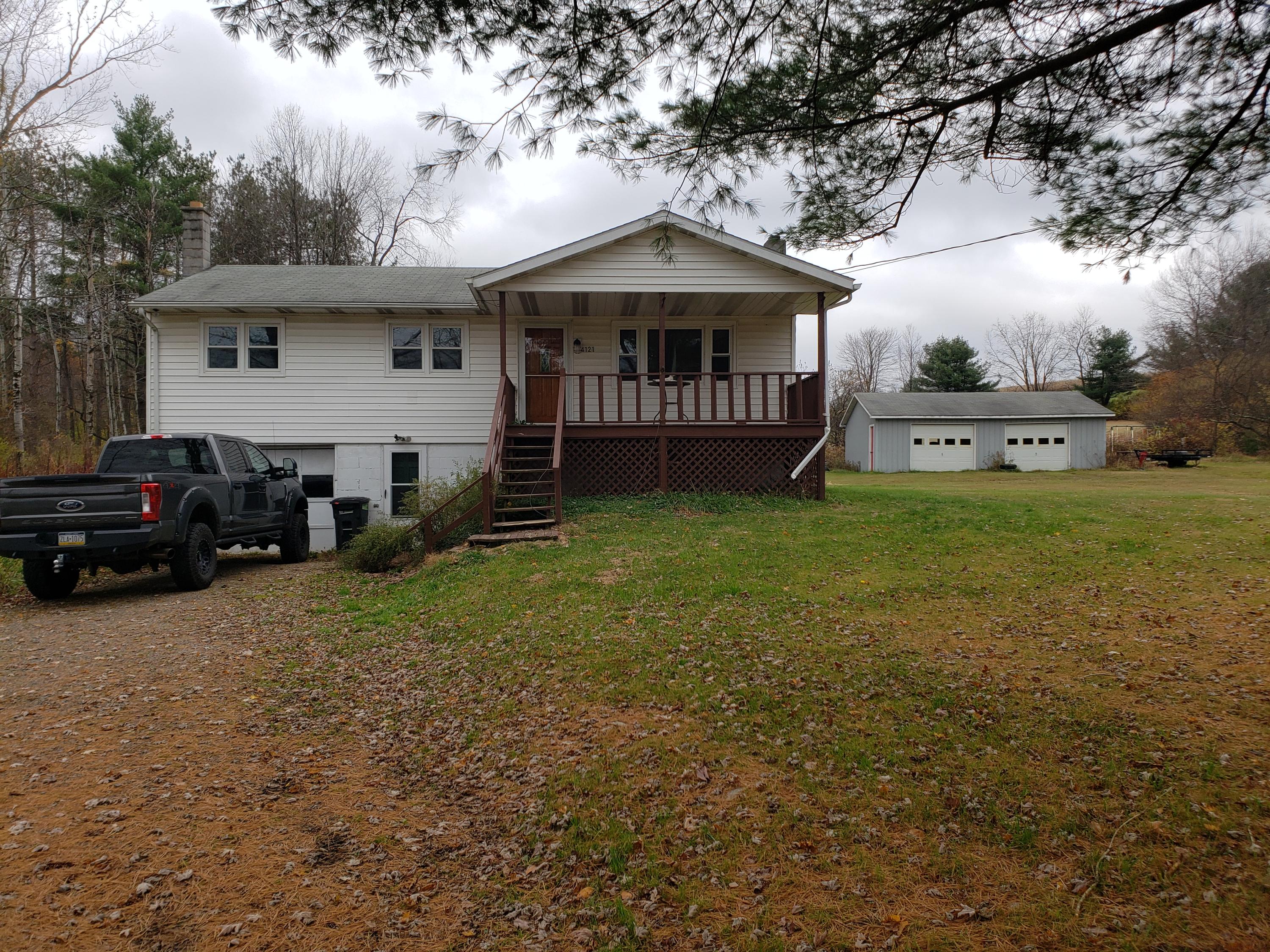 4121 AIRPORT RD