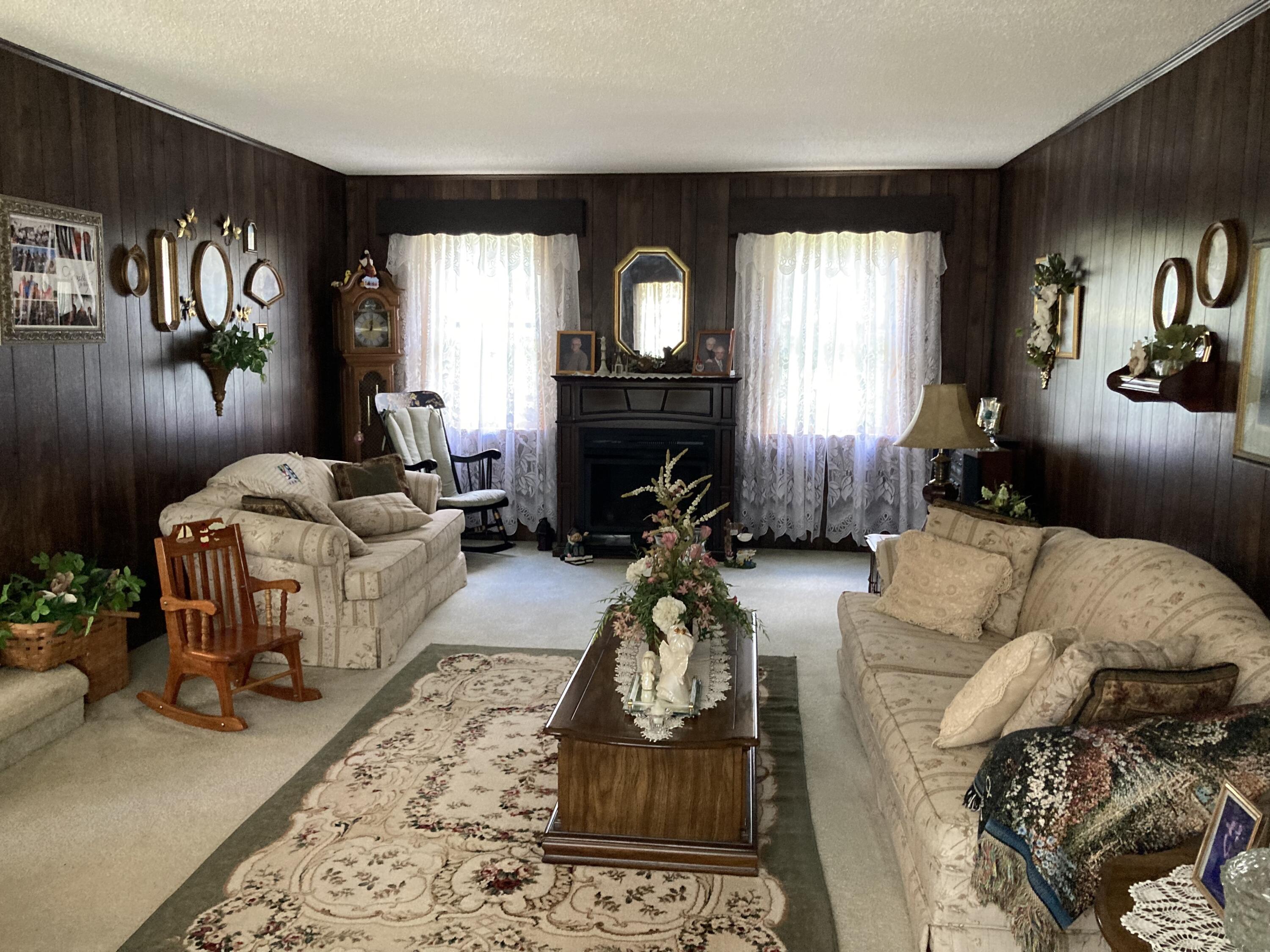 86 PALM RD