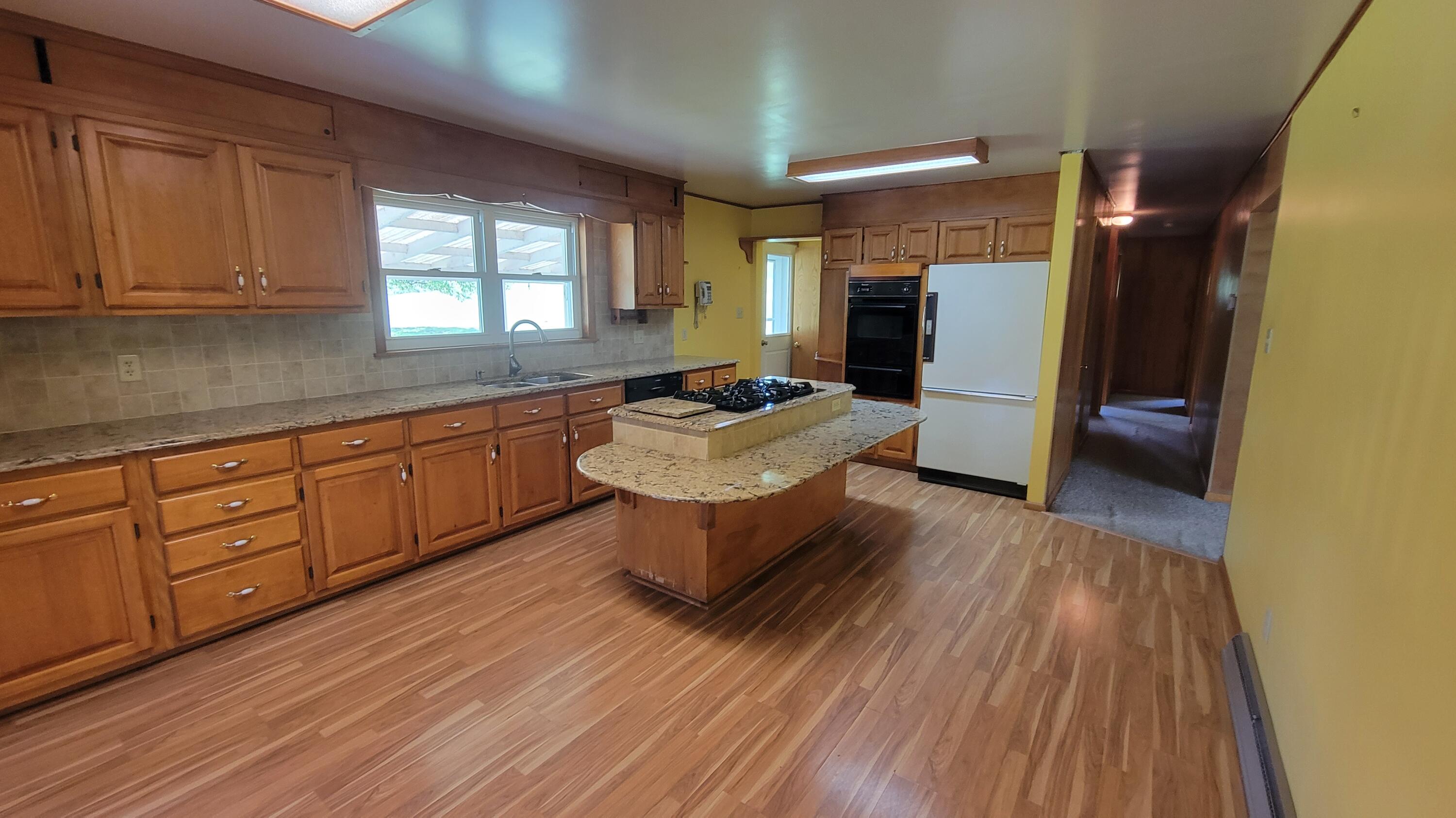 773 BEECHWOOD RD