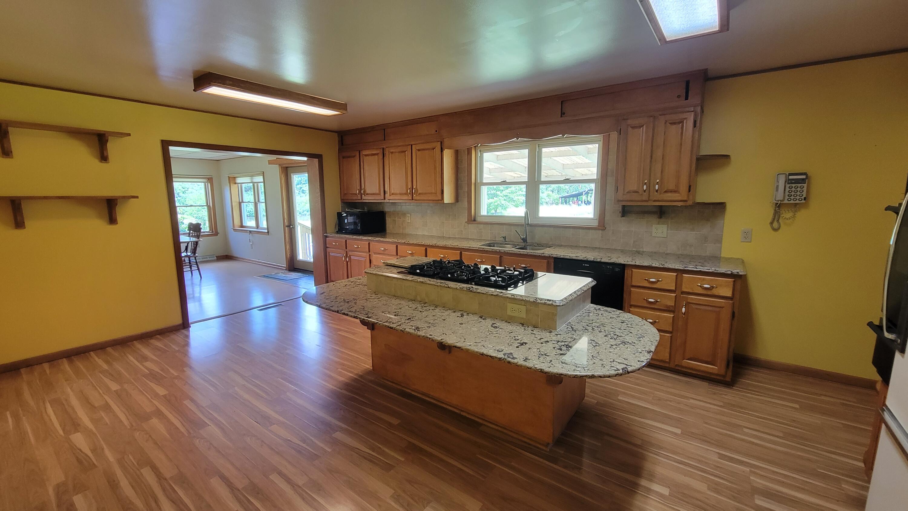 773 BEECHWOOD RD