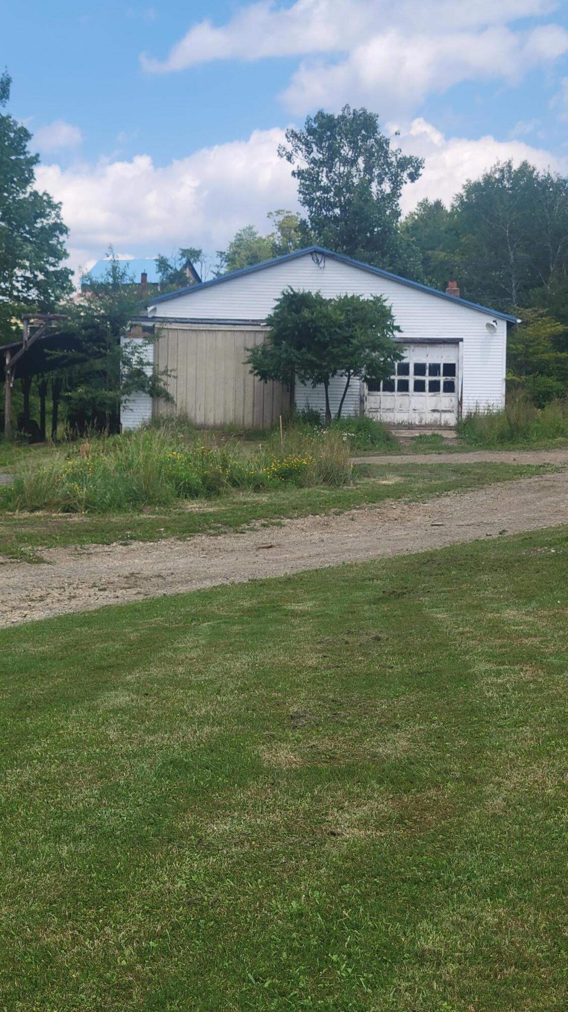 773 BEECHWOOD RD