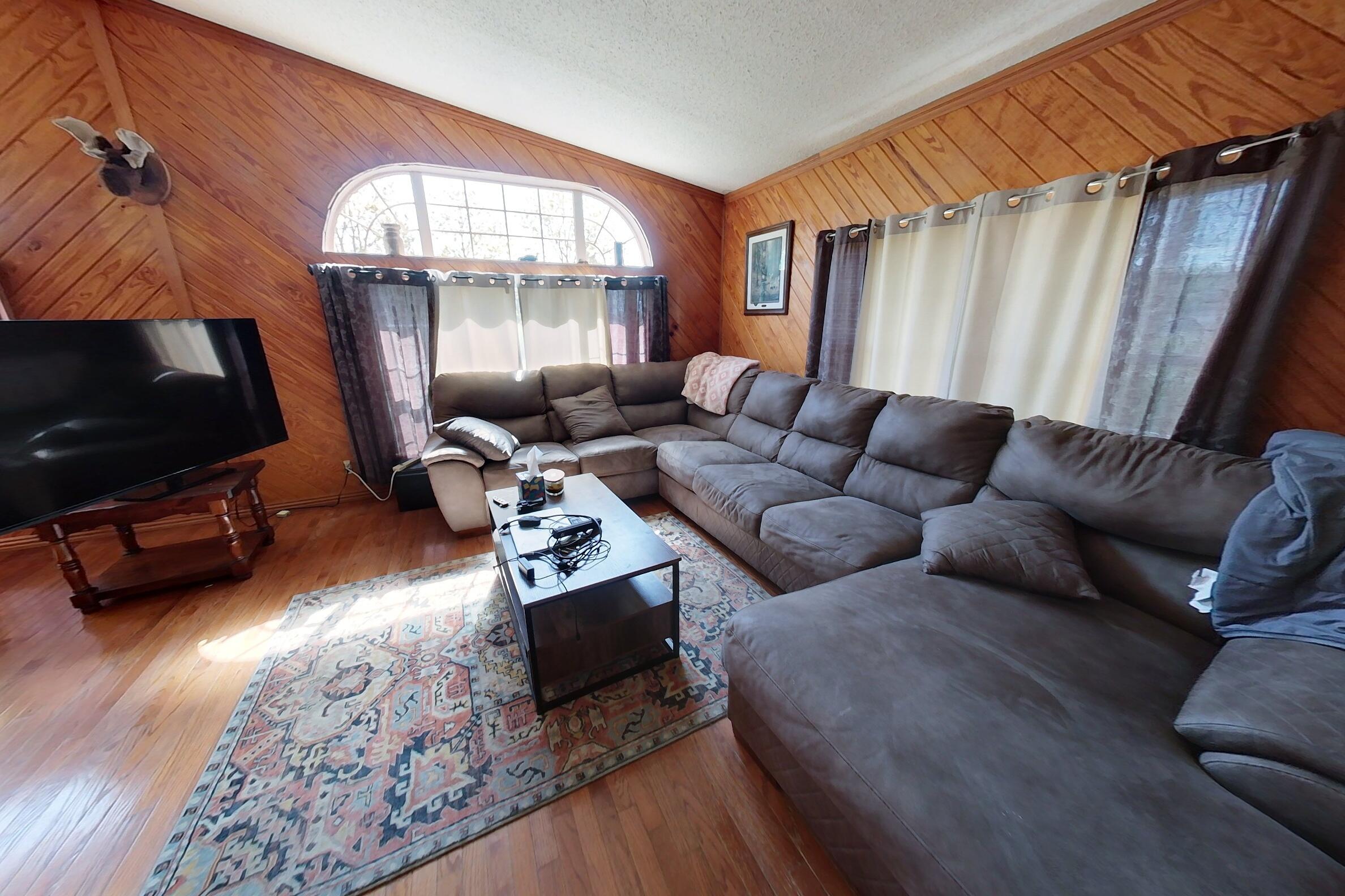 2239 LONGWELL RD