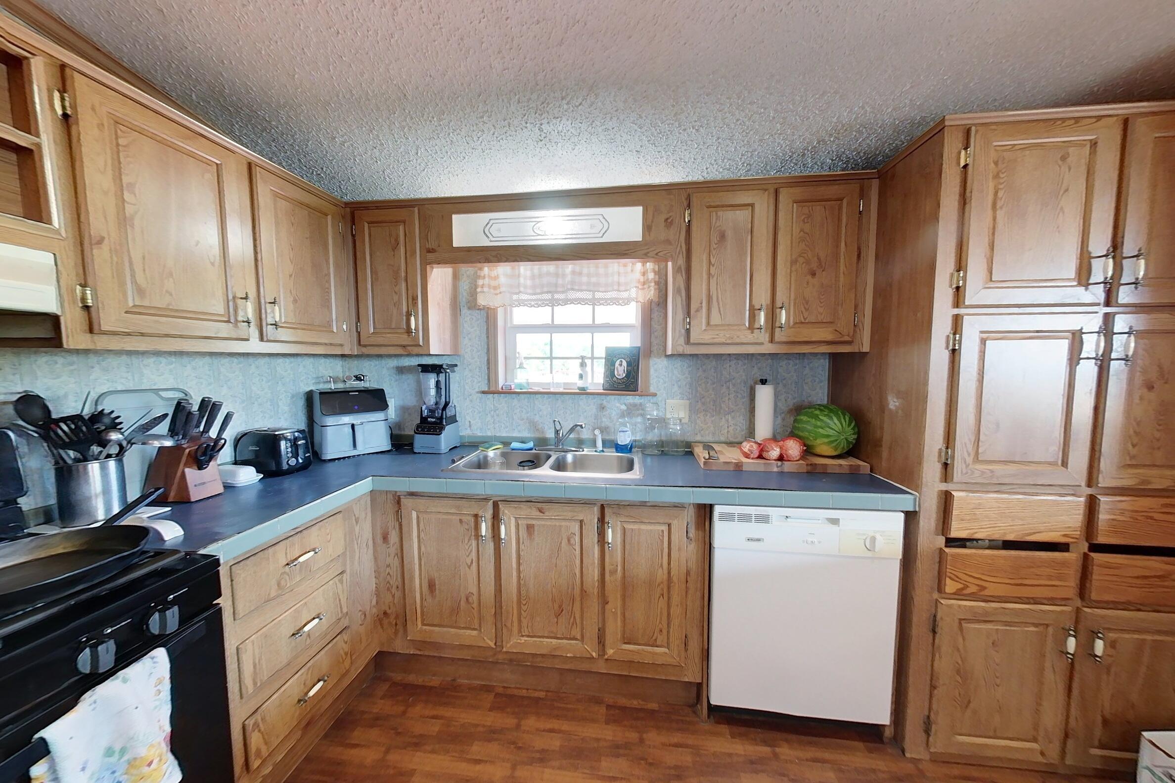 2239 LONGWELL RD