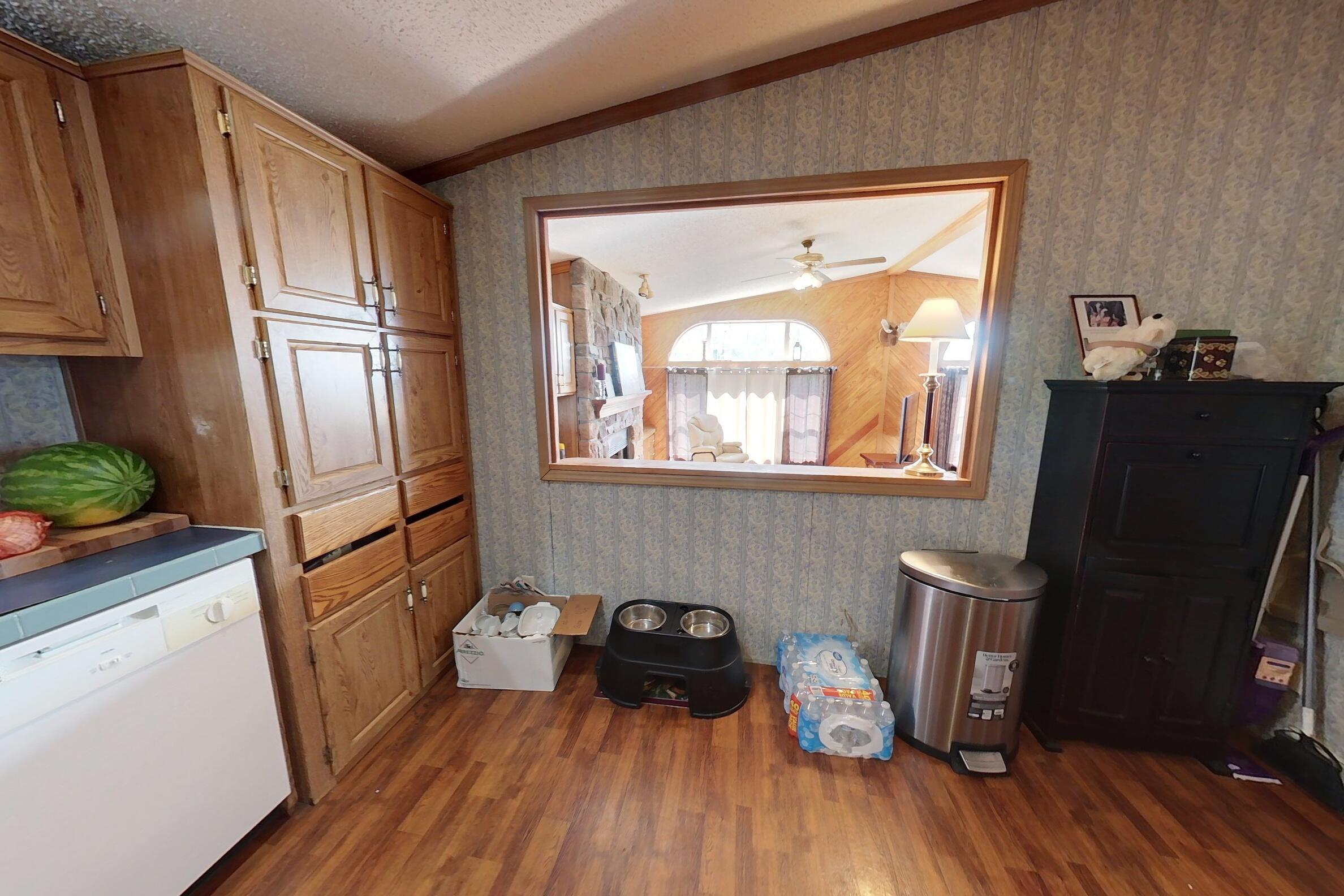 2239 LONGWELL RD