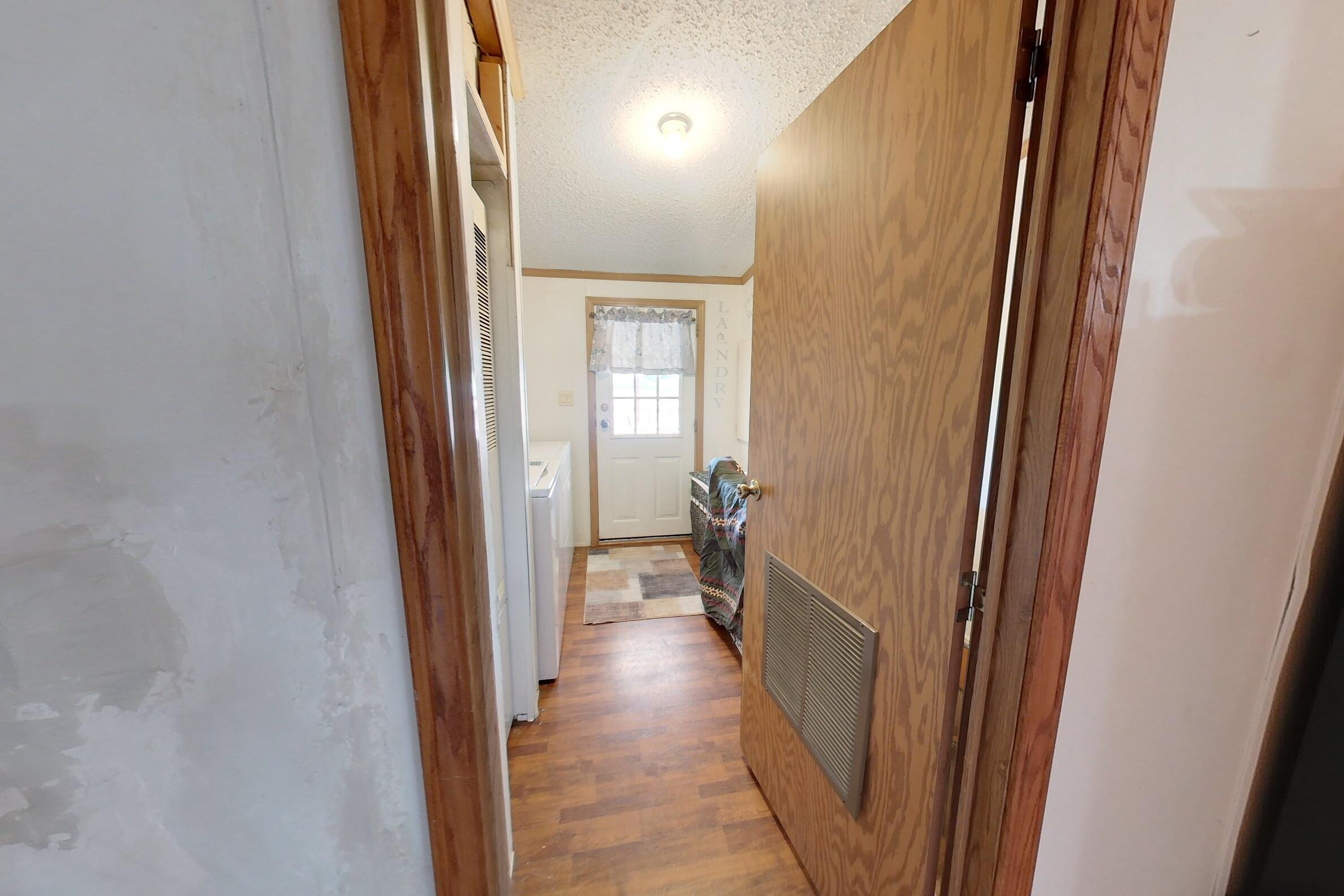 2239 LONGWELL RD