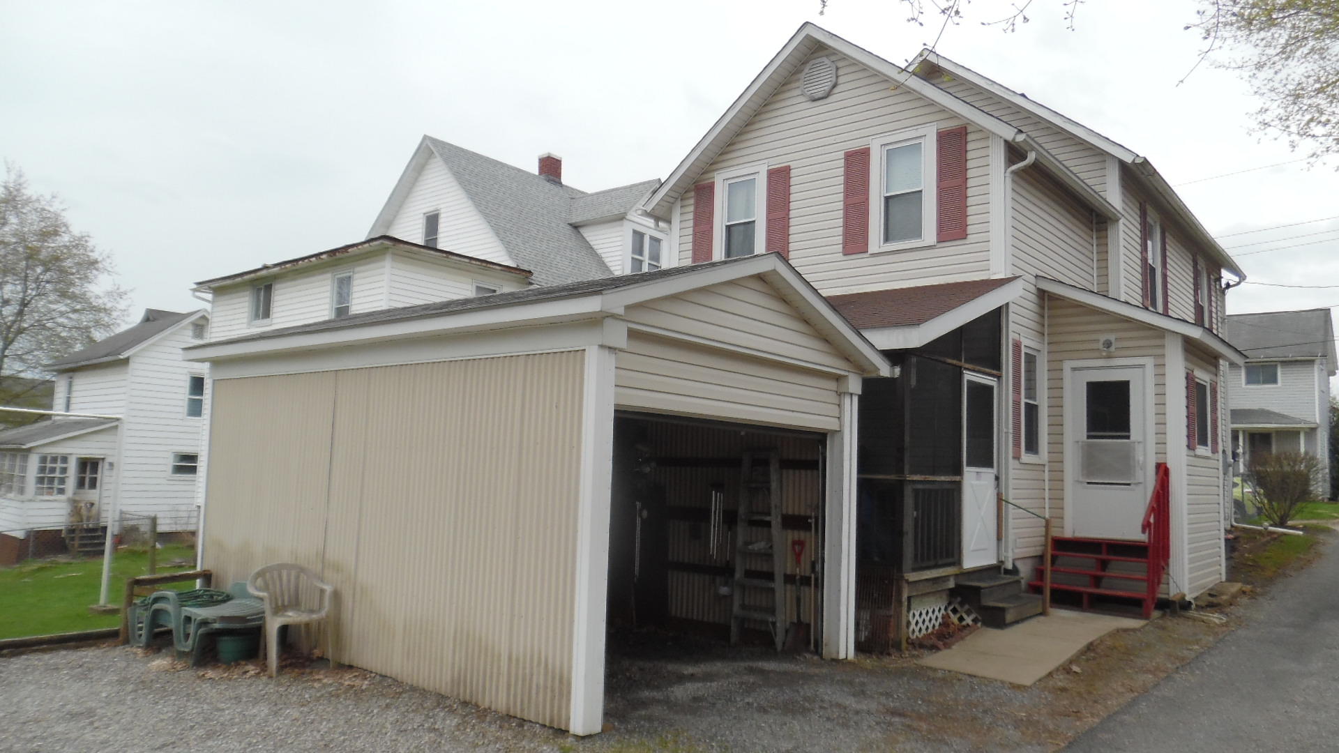 309 E WEBER AVE