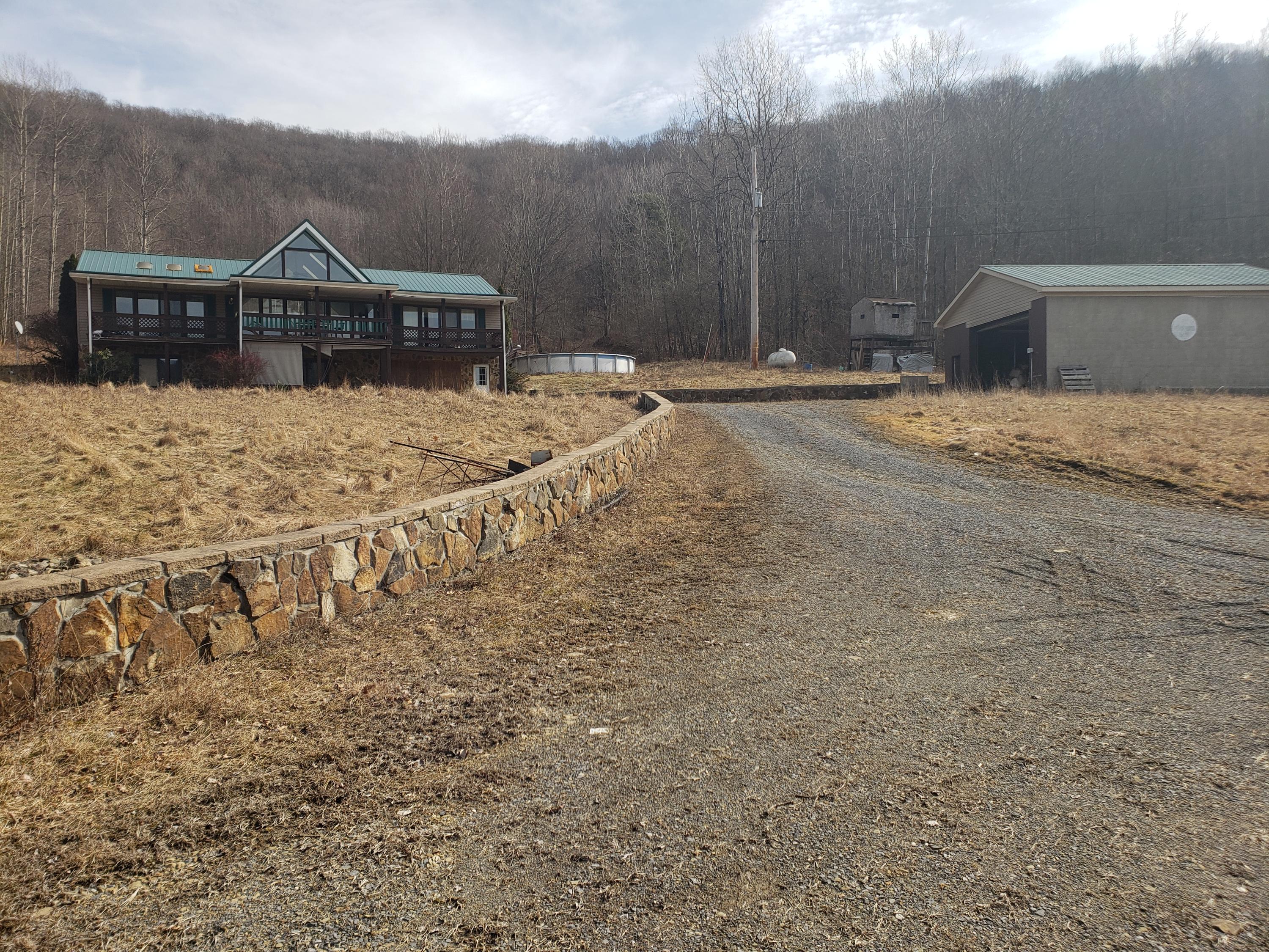 376 MASON RD