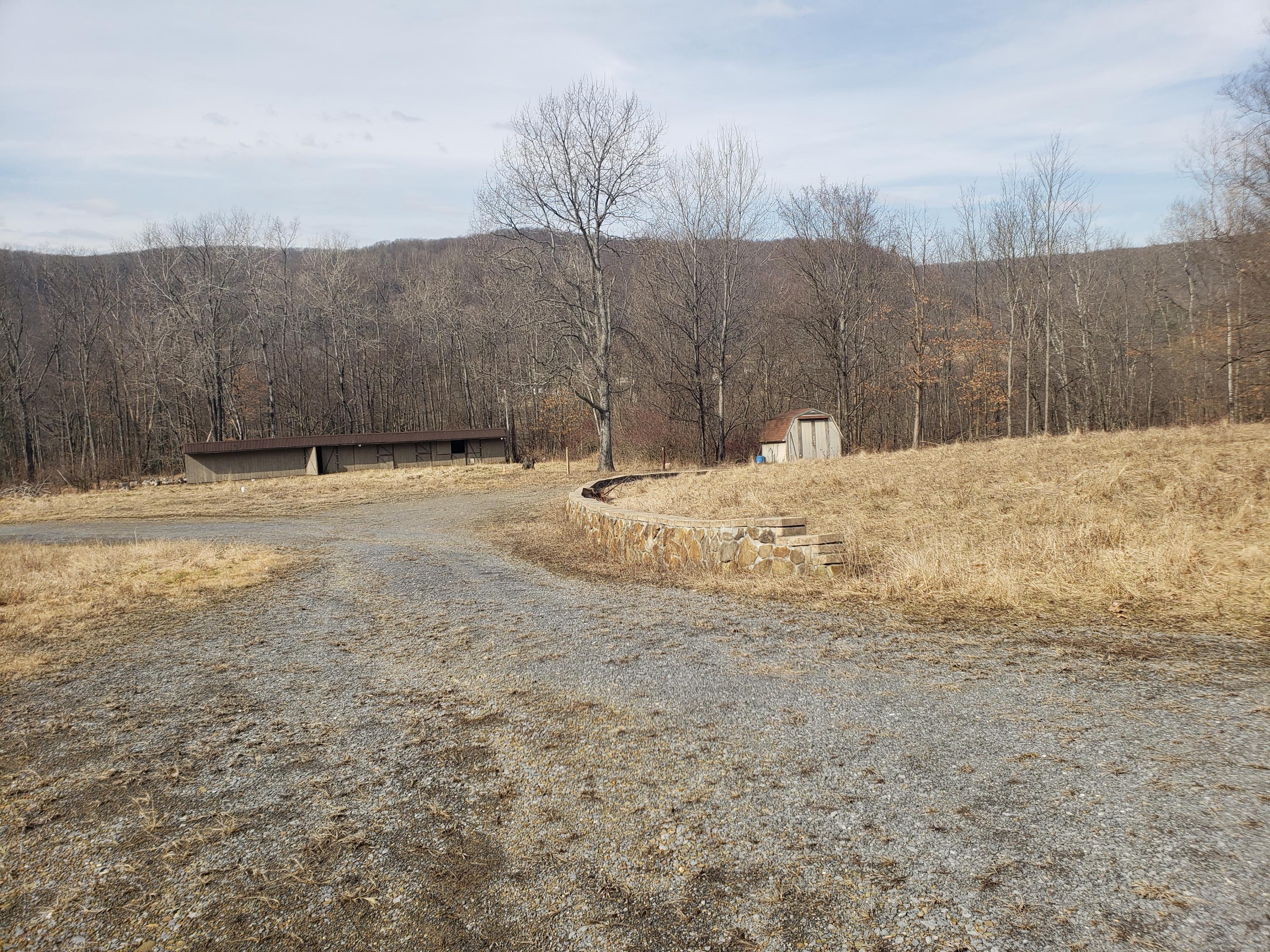 376 MASON RD