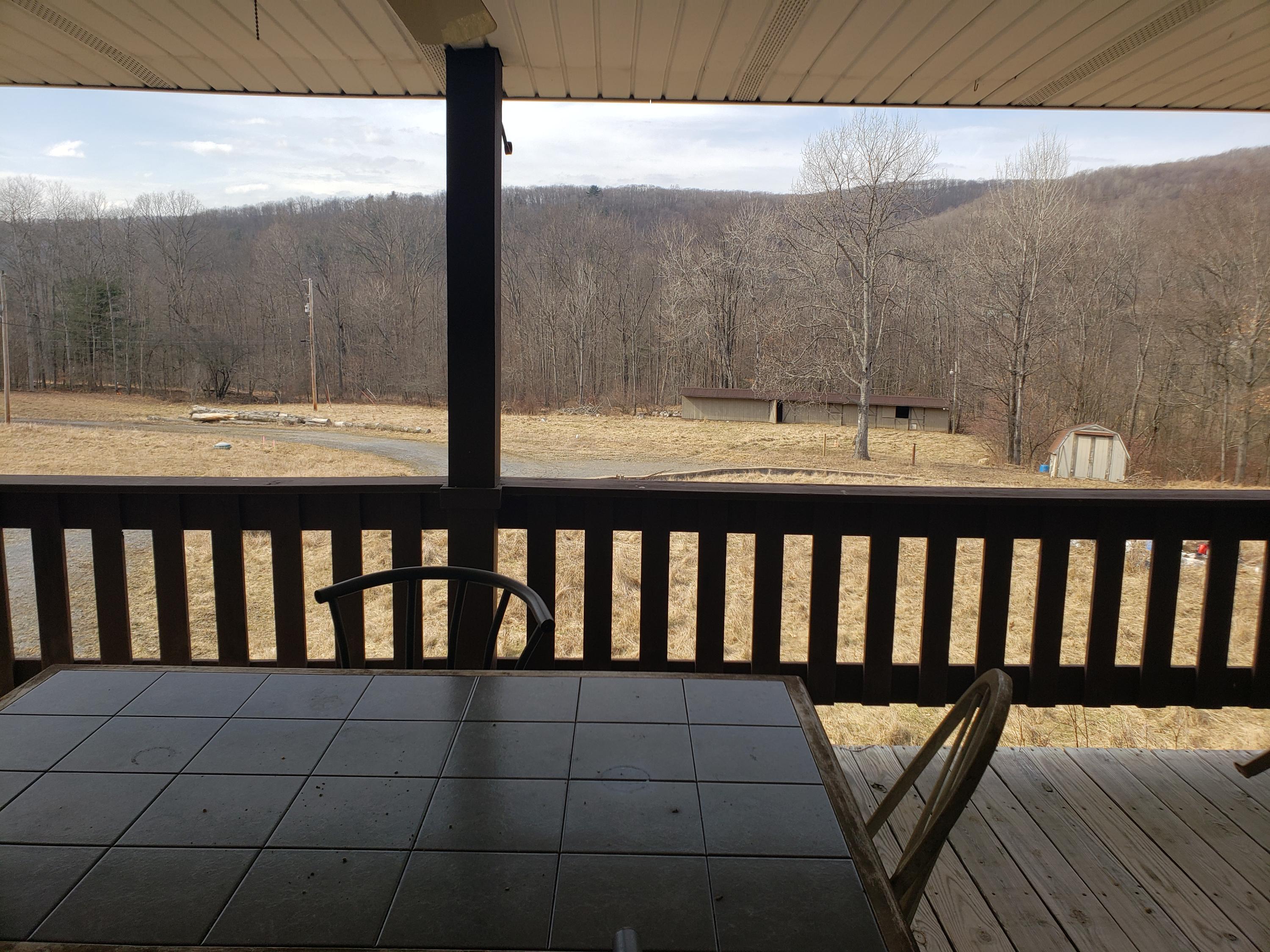 376 MASON RD