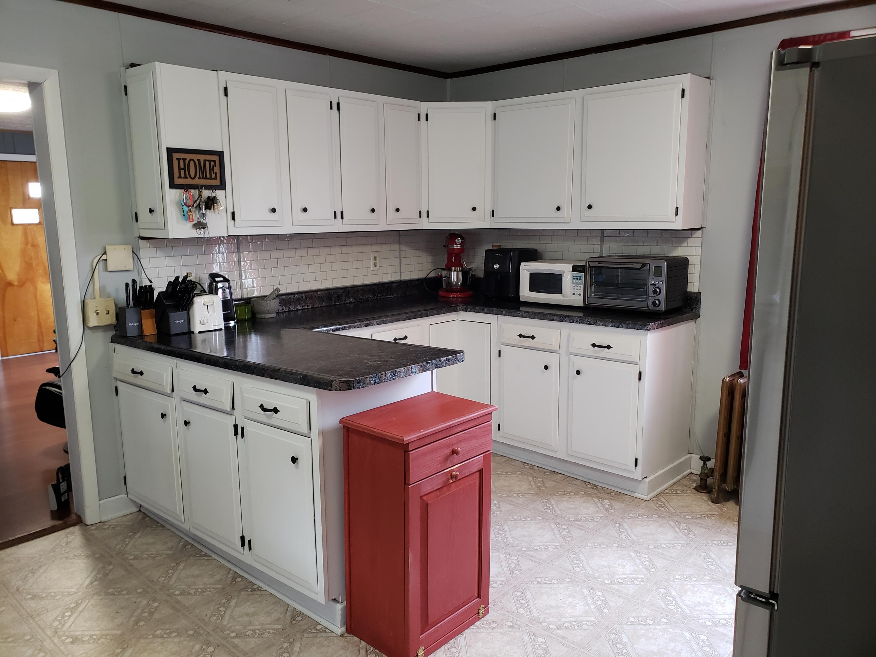 509 E DUBOIS AVE