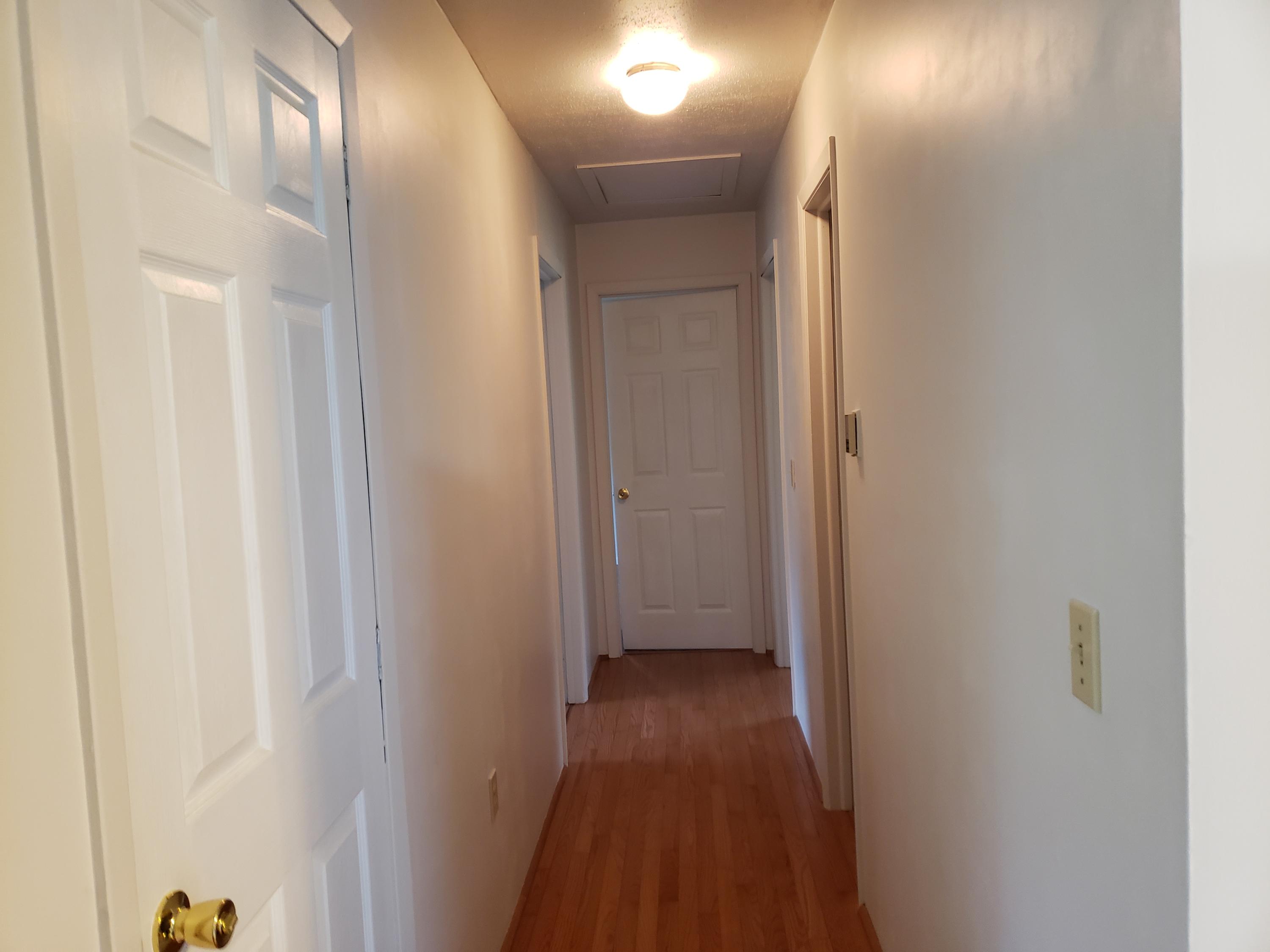 106 MIDDLE RIDGE RD