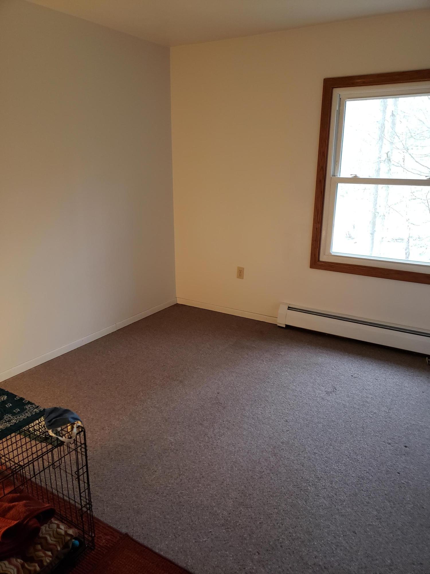 106 MIDDLE RIDGE RD