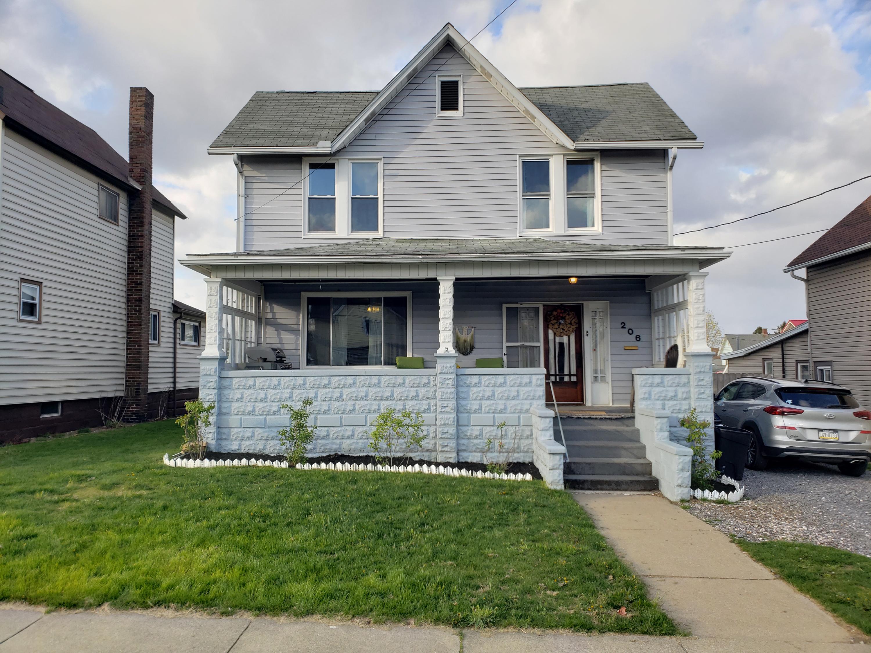206 SOUTH AVE