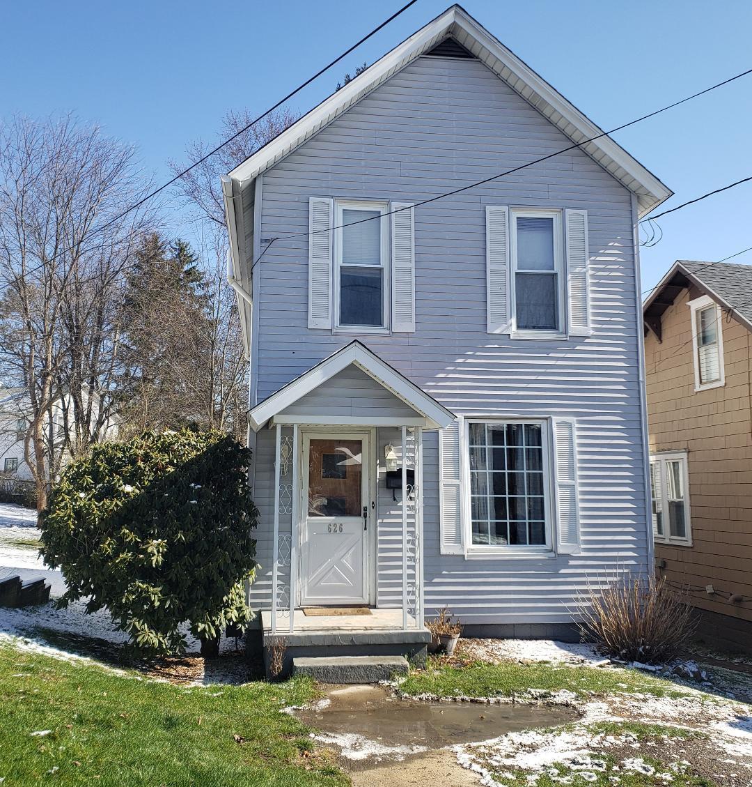 626 W LONG AVE